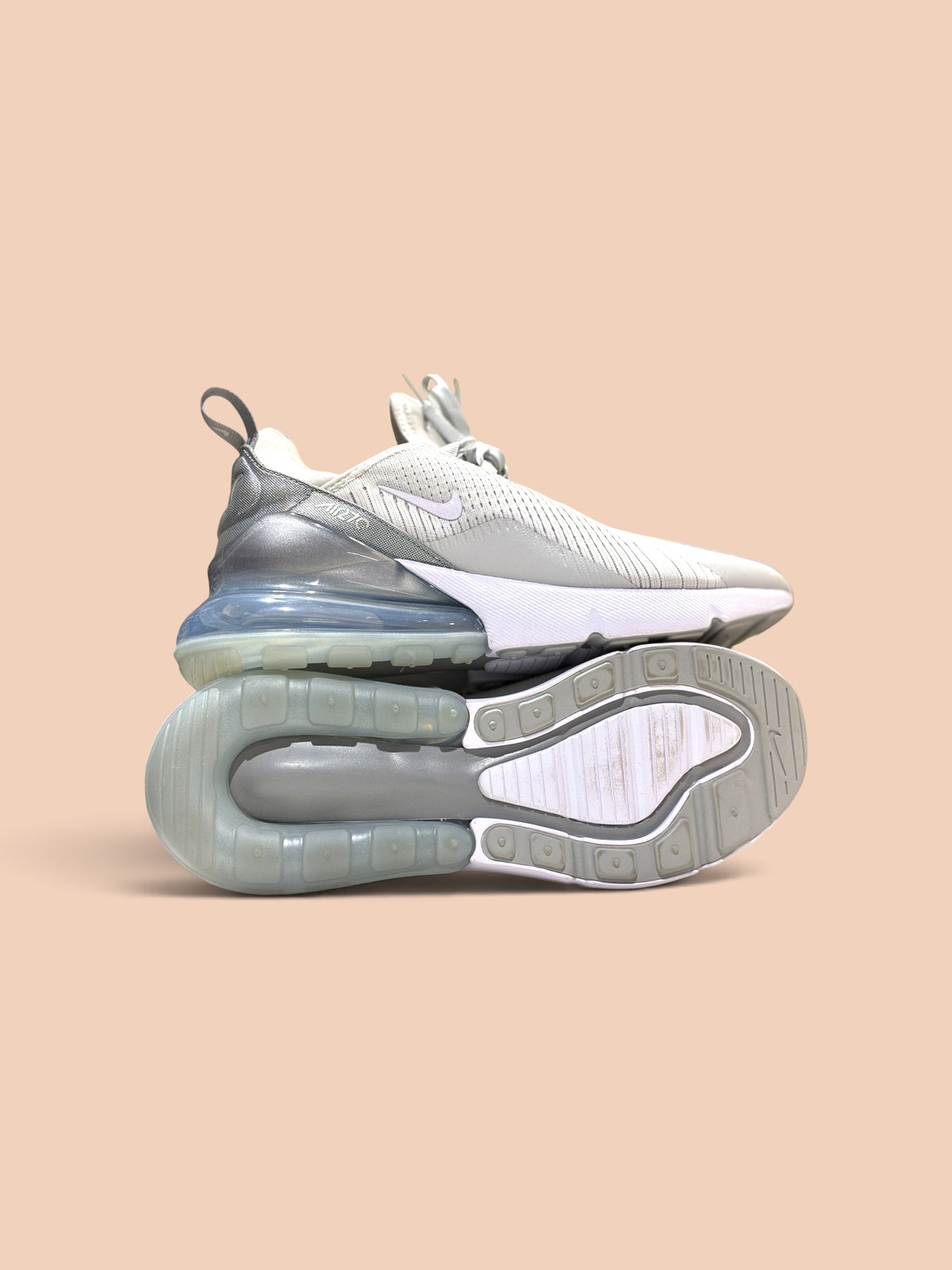 Nike Women's Air Max 270 Sneaker
