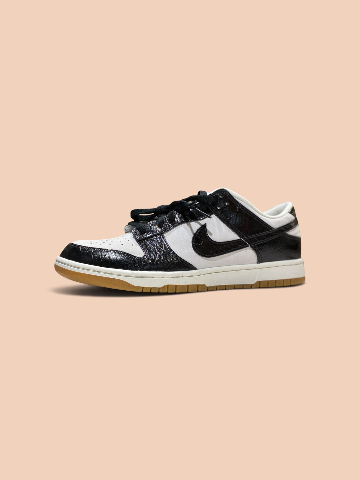 Nike Women's Dunk Low LX